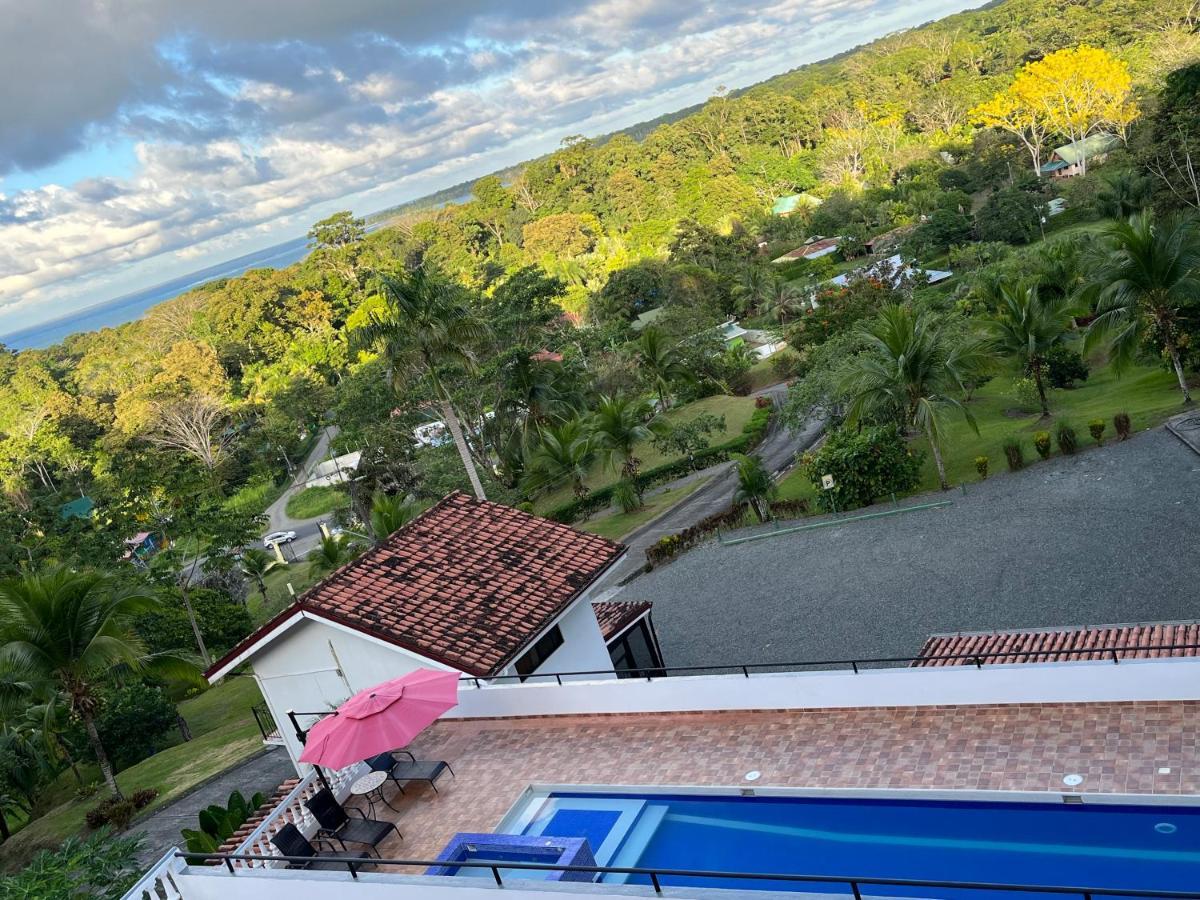 Hotel Los Cielos Del Caribe Cahuita Buitenkant foto